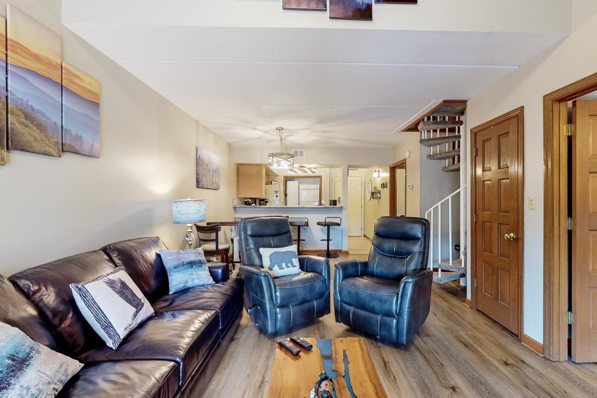 Eagles Nest Escape Apartment Gatlinburg Exterior photo